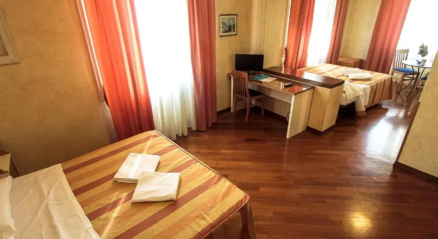 Четырёхместный номер Standard Hotel Soggiorno Athena