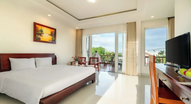 Номер Superior c 1 комнатой с видом на город Hoi An Palmy Villa