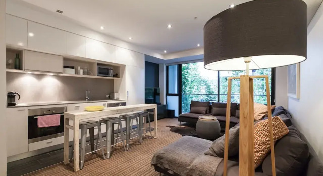ZACH, 1BDR St.Kilda Apartment, Book Apartment Hotels in Fitzroy with Parking, Parking