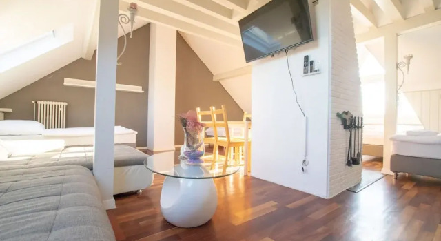 Апартаменты Lovely City House