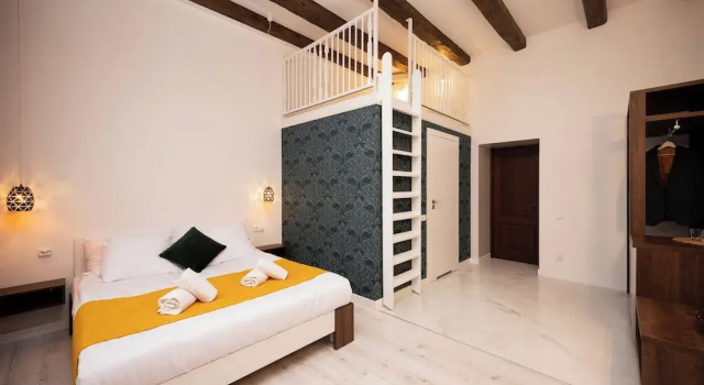 Номер Comfort Hive Family House