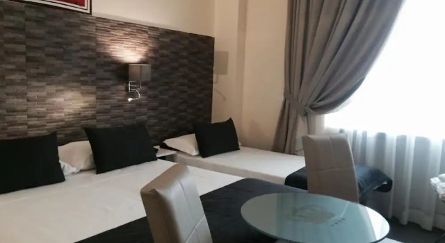 Трёхместный номер Classic Boutique Hotel Piazza Charity