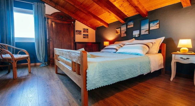 Lovely Holiday Home With Private Pool, Home Gym, Traditional Tavern, Stone BBQ