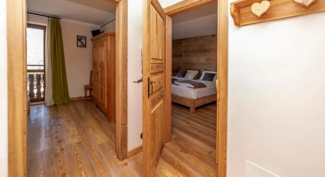 Hotel Stella Alpina, Забронировать Отель Саузе-д'Ульс Val di Susa, рядом с Горнолыжный курорт Саузе-д’Ульс - Жувансо