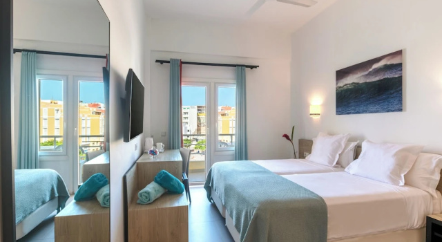 Двухместный номер Deluxe с балконом и с видом на море Hotel Médano