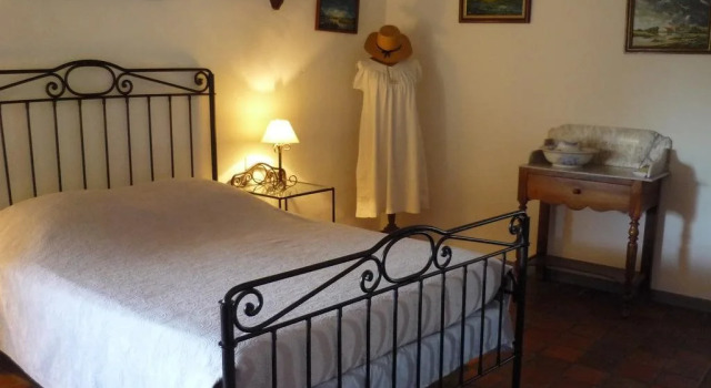 La Burlire, Rezervovat Hotel Hotely v Luberon s parkováním, Parkování