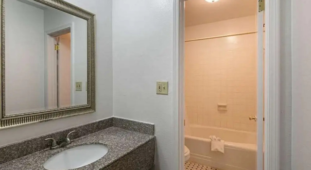 Номер Standard Hilcrest Inn & Suites