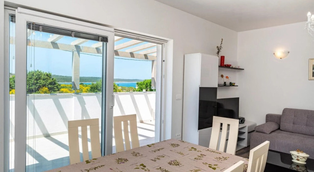Stunning Home in Ljubac With Wifi and 2 Bedrooms
