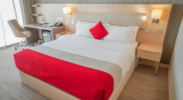 Номер Standard Royal Tulip City Center