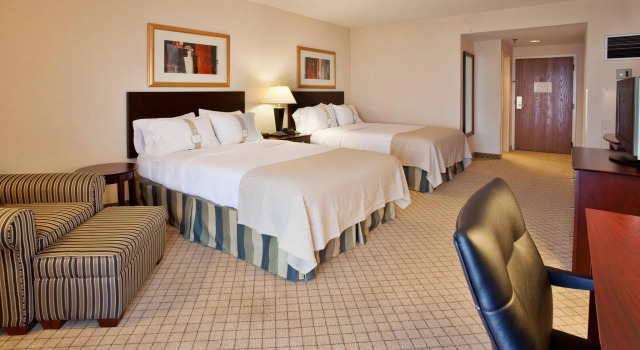 Номер Standard Holiday Inn & Suites Springfield - I-44 by IHG