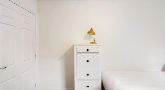 Heart of Ealing Apartment with Garden, Varaa Huoneisto Asunnot kohteessa Merseyside, Huoneisto
