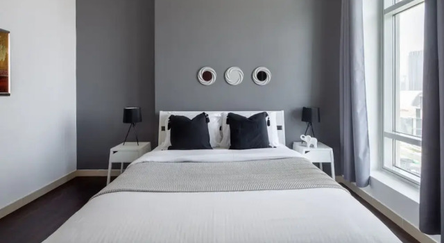 Sophisticated 2BR With Stunning Burj Khalifa Views, Забронировать Апартаменты/квартира Даунтаун Дубай , рядом с Дубайский аквариум