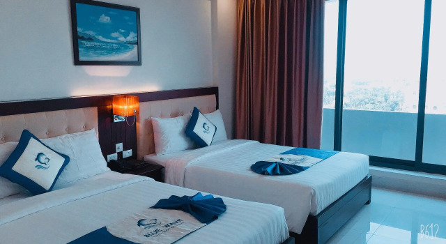 Четырёхместный номер Superior Blue Wave Hotel