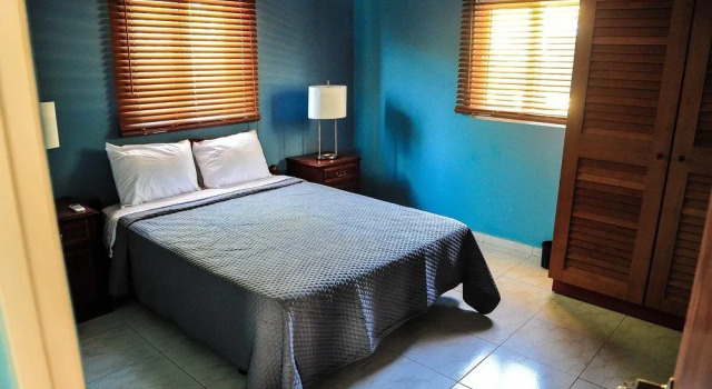 Paradise Apartments