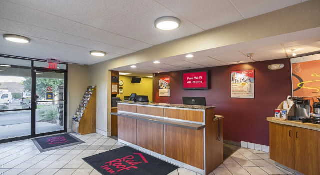 Red Roof Inn Indianapolis North - College Park