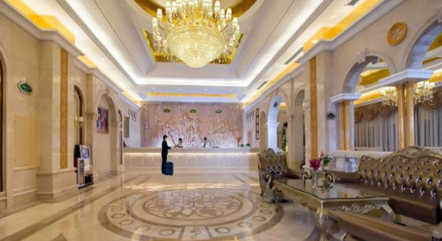 Vienna Hotel Guangzhou Chimelong Dashi Metro Station, Rezervasyon Otel Guangdong otoparklı oteller, Otopark
