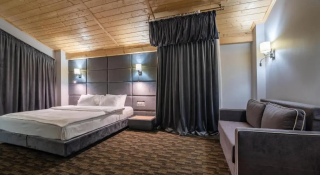 Полулюкс Superior Karpatski Hotel & Spa