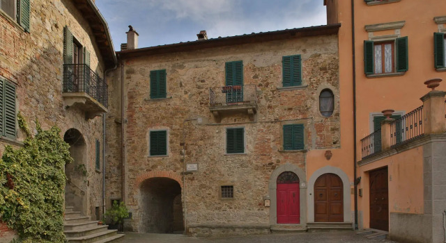 Novamen Villas, Buchen Sie Hotel Hotels in Valdarno mit Pool, Schwimmbad