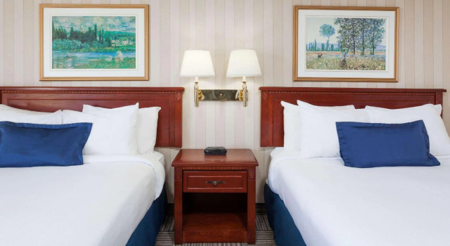 Четырёхместный номер Standard с видом на реку Travelodge by Wyndham Miramichi New Brunswick