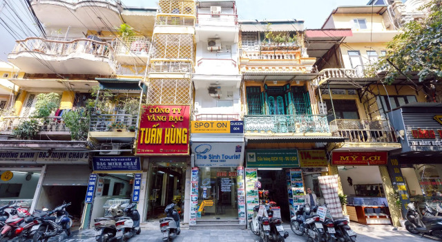 OYO 604 Queen Hotel