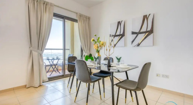 Heavenly 2BR in Shams 2 JBR by Deluxe Holiday Homes, Забронировать Отель Дубай Эмират Дубай, рядом с Dubai Marina Yacht Club