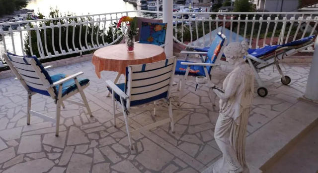 Апартаменты с 2 комнатами с видом на море Apartment Villa Martina