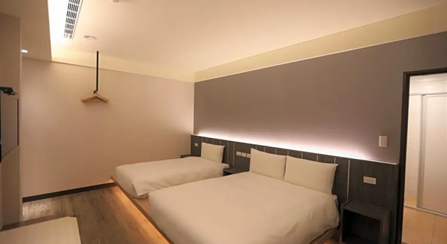 Трёхместный номер Standard с видом на город Chair Man Hotel
