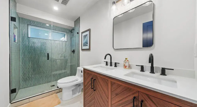 Номер Comfort Serene Escapes Hollywood