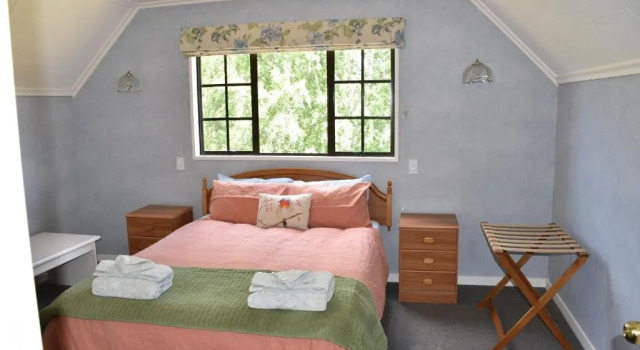Creel House BB