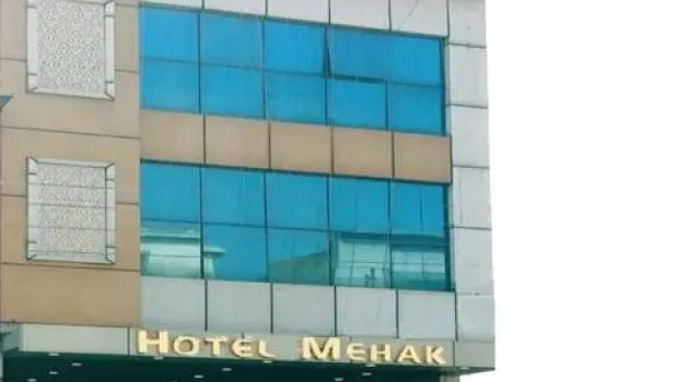 Hotel Mehak, Rezervovat Hotel Hotely v Punjab s parkováním, Parkování