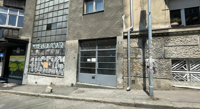Downtown apartman T