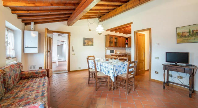 Amazing Apartment in Poppi With 2 Bedrooms, Wifi and Outdoor Swimming Pool, Book Apartment Hotels in Poppi with a Pool, Swimming Pool