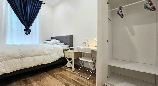 Номер Premier Little manhattan 5 min walk to Times Square Private bathroom World cup 2026 ready