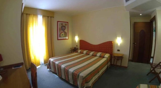 Трёхместный номер Standard Hotel Miro