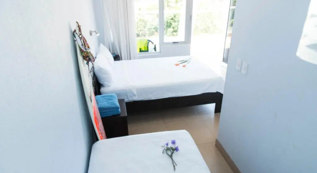 Двухместный номер Deluxe с видом на море Room2Board Hostel and Surf School