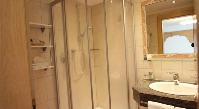 Трёхместный номер Standard с балконом Hotel Garni Monte Bianco