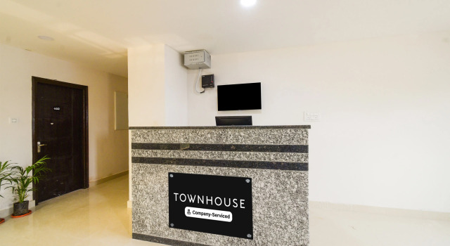 Super Townhouse Golden Temple Manikonda, Rezerwuj Hotel Gachibowli 