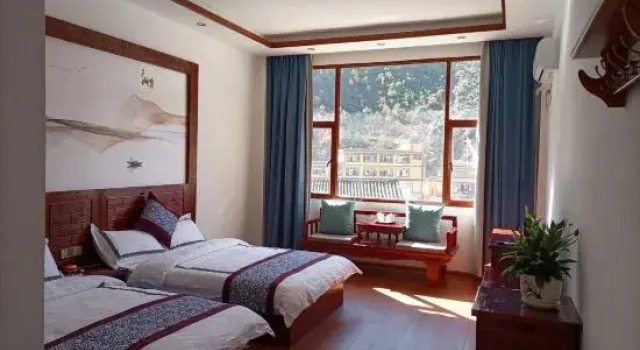 Visita City Hotel, Prenota Hotel Deqin Yunnan