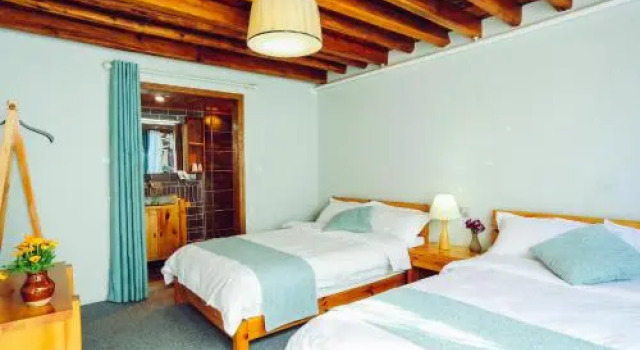 Log Cabin