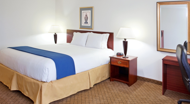 Holiday Inn Express & Suites Alliance by IHG, Foglalás Szálloda Alliance Ohio
