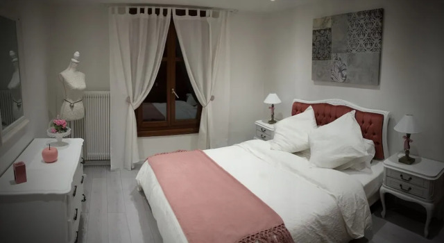 Romantic House Colmar Center, Забронировать Отель Отели Alsace Wine Route с парковкой, Парковка