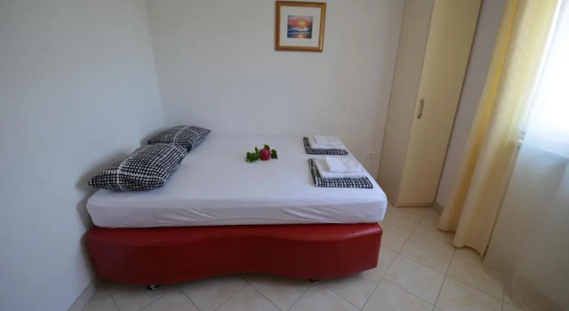 Apartments Villa Luna, Rezerwuj Apartament Hotele w Split-Dalmatia County z parkingiem, Parking