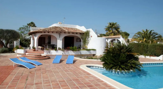 Коттедж El Barraco - sea view villa with private pool in Moraira
