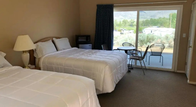 Четырёхместный номер Standard Meadowcliff Lodge Coleville