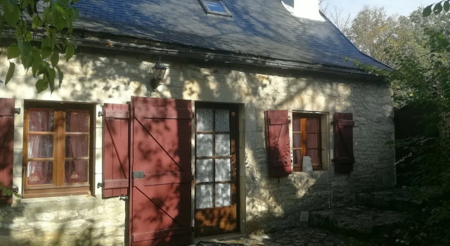 La chaumière et sa Roulotte, Boek Hotel Cuzance Lot