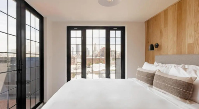 Двухместный номер Standard с балконом Gowanus Inn & Yard, An Ascend Hotel Collection Member