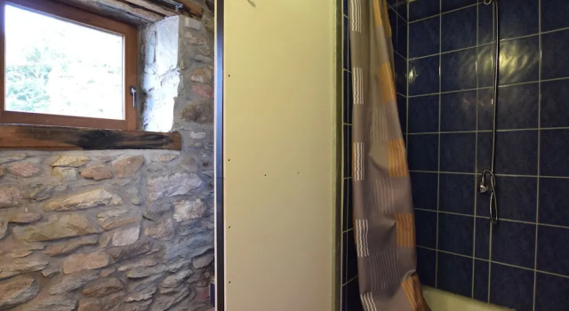 Коттедж Quaint Cottage In Petite Langlire with Hot Tub
