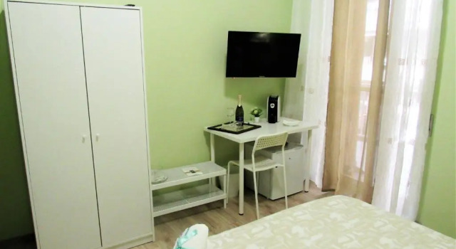 B&B le camere di SALLY, Book Bed and Breakfast Hotels in Sicily with Parking, Parking