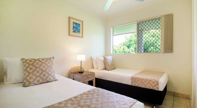 Апартаменты Standard с 3 комнатами с балконом Port Douglas Sands Resort