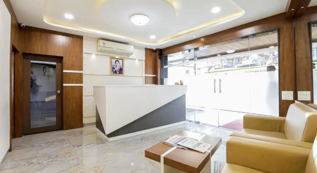 FabHotel Ratna Mahal, Забронировать Отель Отели штата Махараштры 3 звезды, 3*